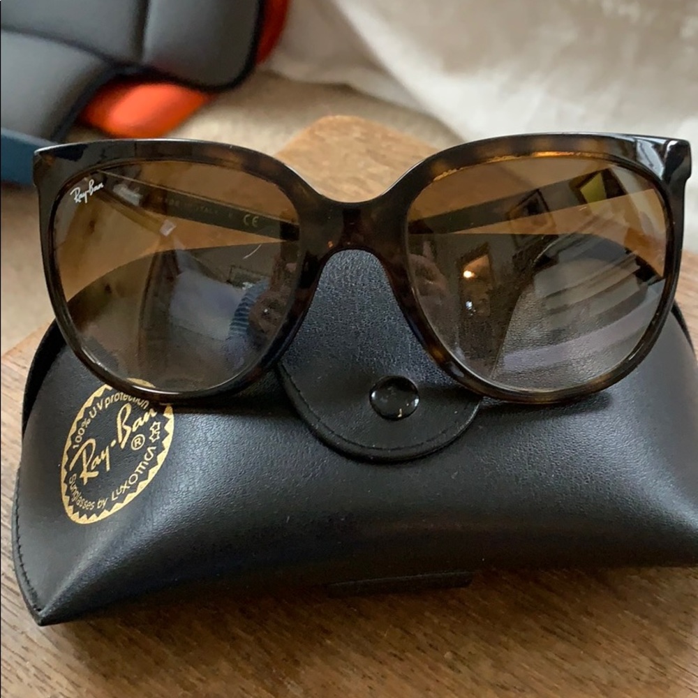 Ray Ban Cats 100 sunglasses